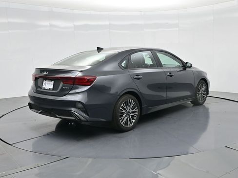 Used 2024 Kia Forte GT-Line image 19