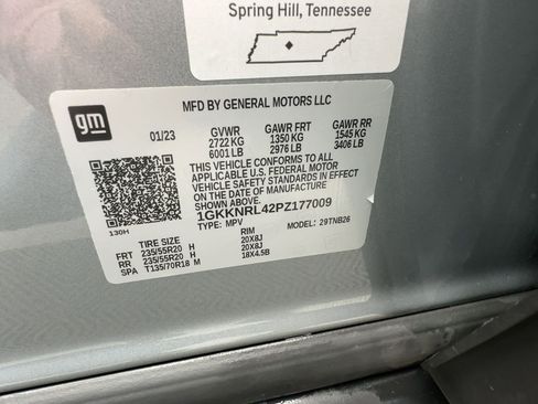 Certified 2023 GMC Acadia SLE w/ Driver Convenience Package image 20