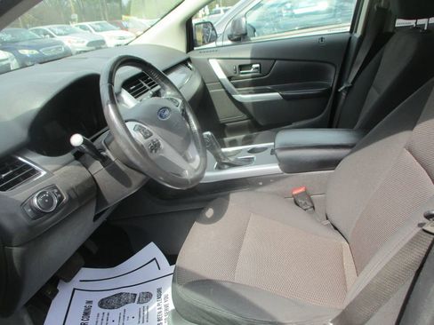 Used 2011 Ford Edge SEL image 12