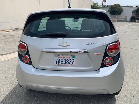 Used 2013 Chevrolet Sonic LTZ FWD image 10