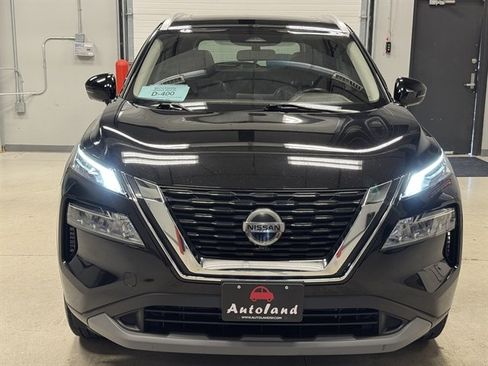 Used 2021 Nissan Rogue SV w/ Premium Package AWD/4WD image 2