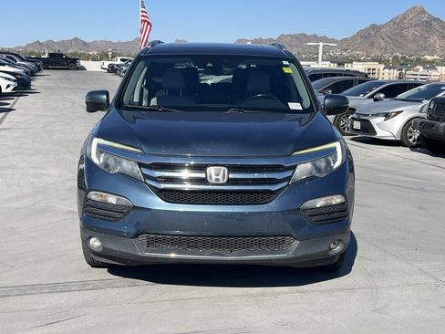 Used 2017 Honda Pilot Touring image 3