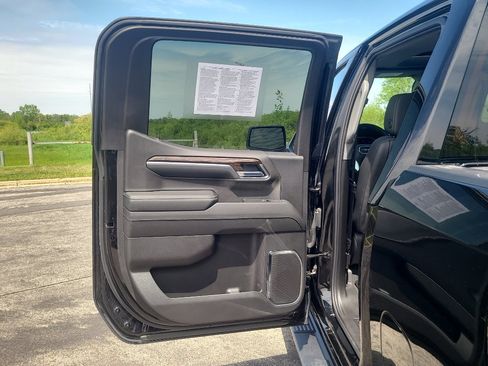 Used 2024 GMC Sierra 1500 Elevation w/ Elevation Premium Package AWD/4WD image 37