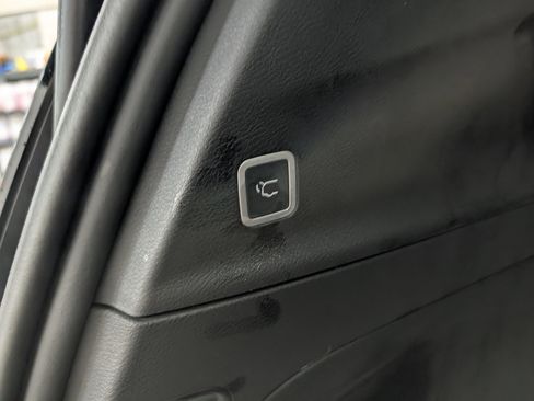 New 2026 Chrysler Voyager LX image 25