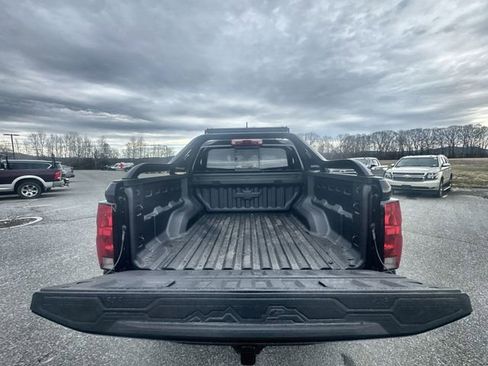New 2026 Chevrolet Colorado Trail Boss w/ Midnight Edition AWD/4WD image 27