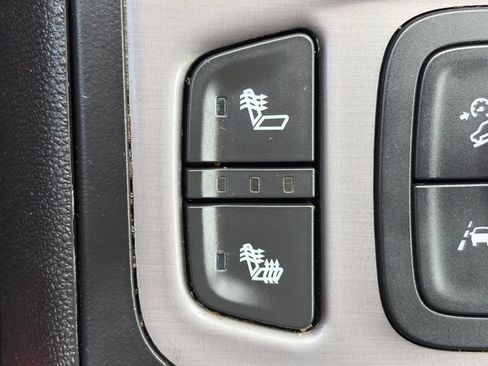 Used 2023 GMC Terrain AT4 AWD/4WD image 47