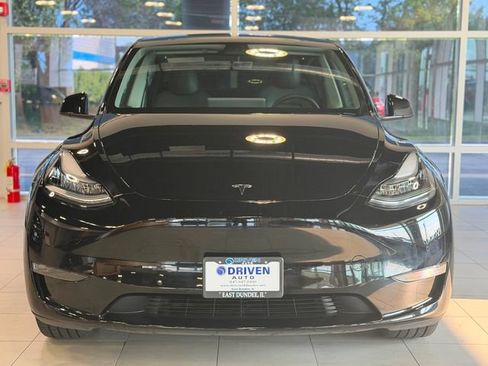 Used 2021 Tesla Model Y Long Range AWD/4WD image 2