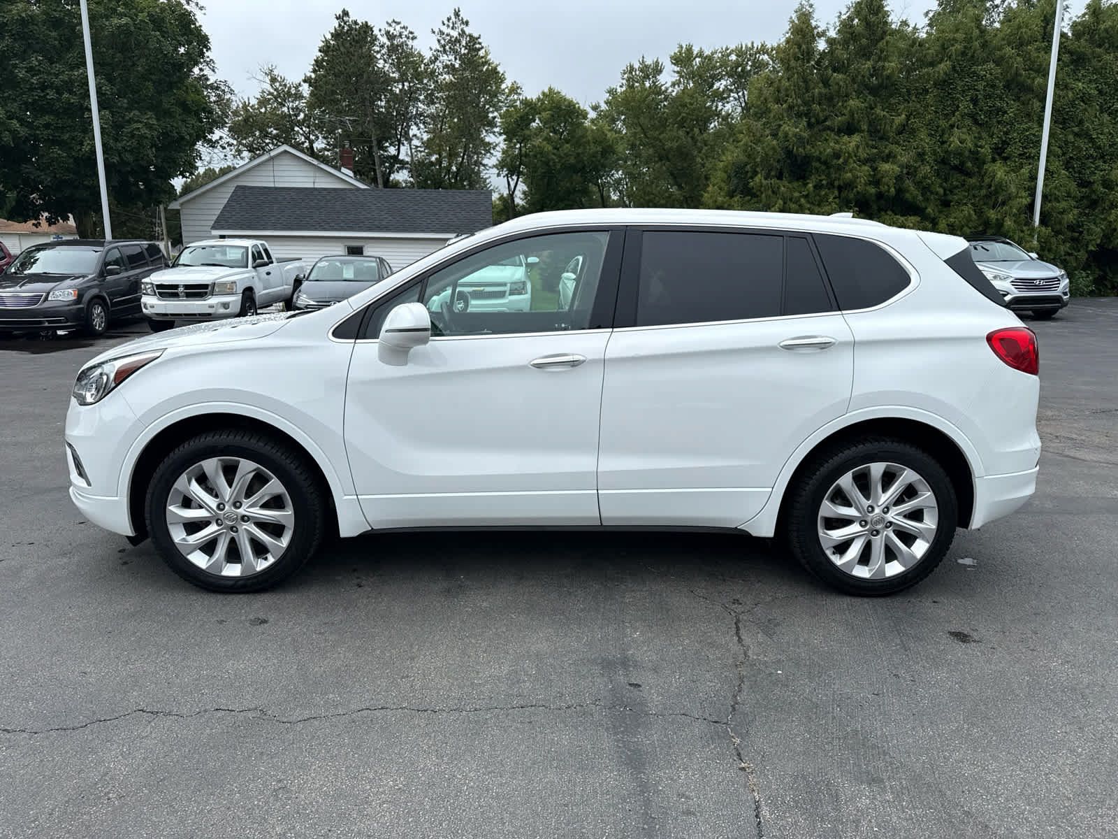 Used 2017 Buick Envision Premium AWD/4WD image 6