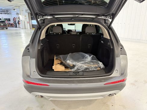 New 2026 Lincoln Corsair Premiere image 27