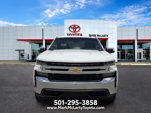 Used 2021 Chevrolet Silverado 1500 LT w/ Z71 Off-Road Package AWD/4WD image 8