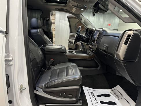Used 2018 GMC Sierra 2500 Denali image 30