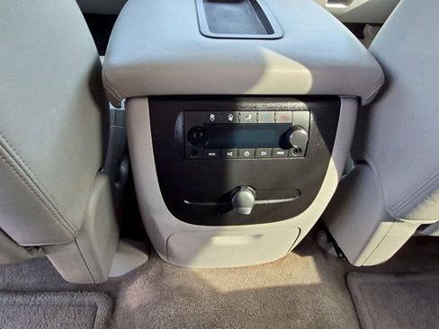 Certified 2014 Chevrolet Tahoe LT RWD image 19