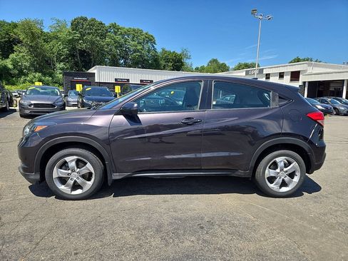 Used 2018 Honda HR-V LX image 8