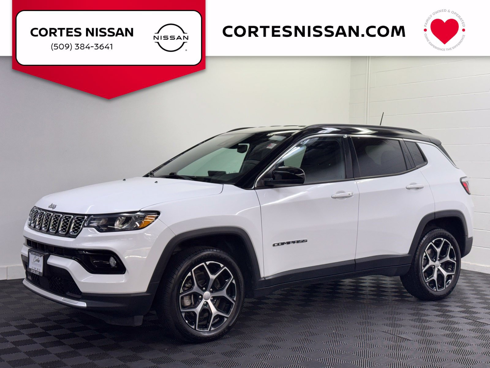 Used 2024 Jeep Compass Limited AWD/4WD image 1