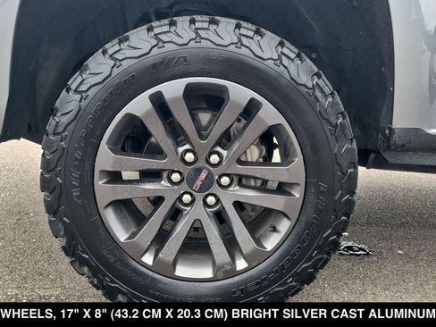 Used 2019 GMC Canyon SLE w/ Elevation Edition AWD/4WD image 16