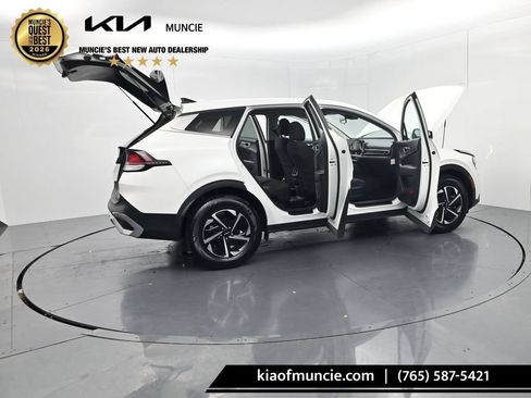 Certified 2023 Kia Sportage LX AWD/4WD image 53