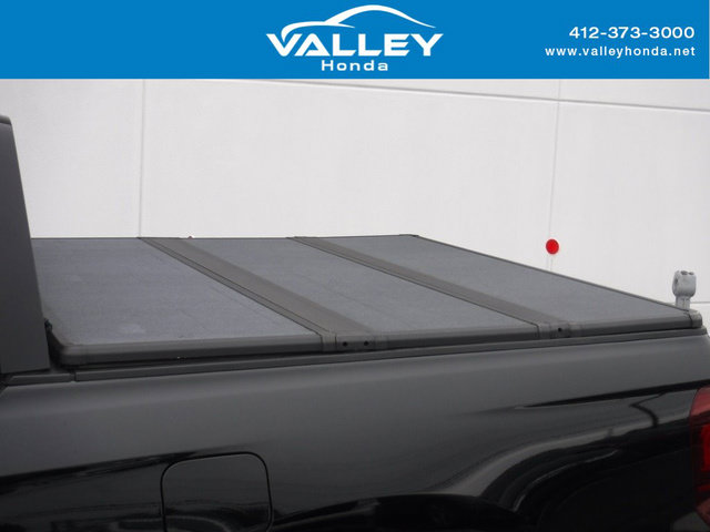 Used 2017 Honda Ridgeline Black Edition image 4