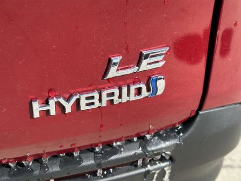 Certified 2023 Toyota Sienna LE image 12