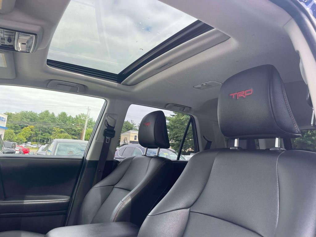 Used 2019 Toyota 4Runner TRD Off-Road Premium AWD/4WD image 20