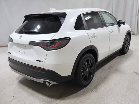 New 2026 Honda HR-V Sport image 7