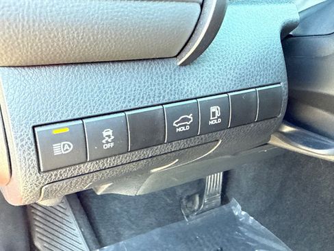 Used 2024 Toyota Camry SE w/ Audio Upgrade Package image 23