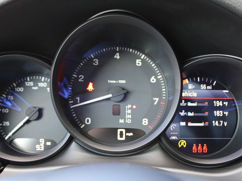 New 2026 Porsche Macan image 16