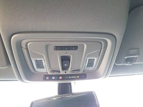 Used 2021 Chevrolet Silverado 1500 LTZ image 21