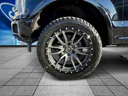 Certified 2018 Ford F150 Limited w/ Trailer Tow Package image 8