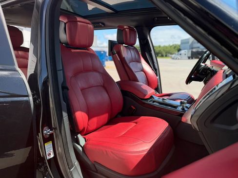 Used 2019 Land Rover Range Rover Long Wheelbase Autobiography AWD/4WD image 30