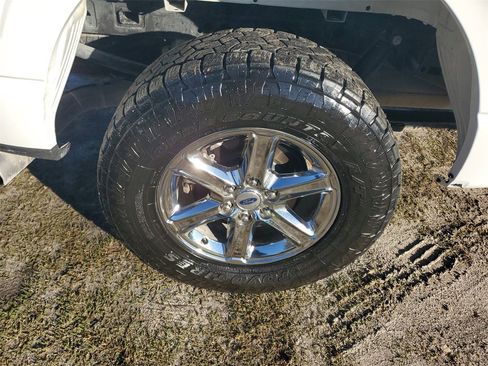 Used 2024 Ford F150 XLT w/ Equipment Group 302A MID image 7