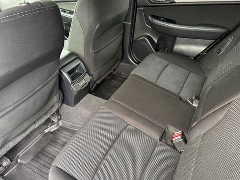 Used 2019 Subaru Outback 2.5i Premium image 13