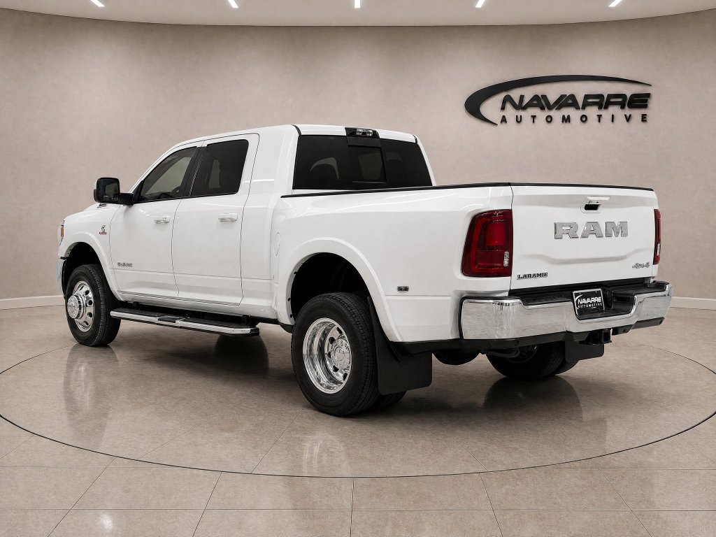 Used 2026 RAM 3500 Laramie AWD/4WD image 5