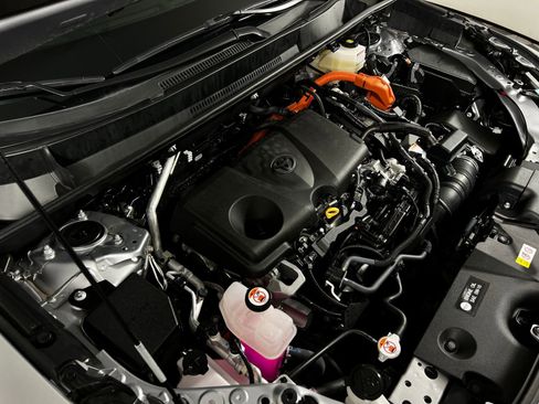 Certified 2025 Toyota RAV4 XLE image 10