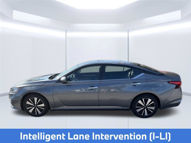 Used 2021 Nissan Altima 2.5 SV w/ SV Premium Package FWD image 11
