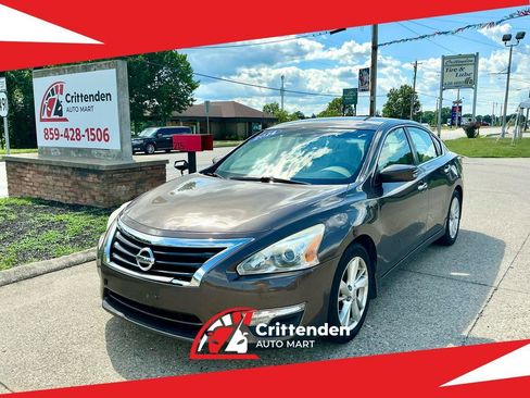 Used 2014 Nissan Altima 2.5 SV FWD image 1