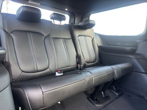 New 2026 Jeep Grand Wagoneer Limited w/ Convenience Group I image 19