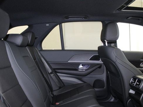 New 2025 Mercedes-Benz GLE 450 4MATIC image 5