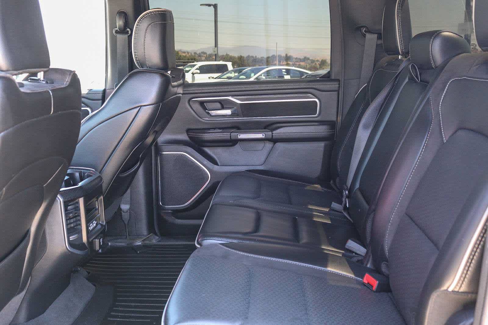 Used 2024 RAM 1500 Laramie AWD/4WD image 18