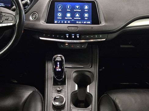 Used 2021 Cadillac XT4 Premium Luxury w/ Cold Weather Package image 14