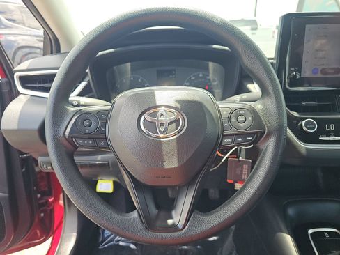 Used 2024 Toyota Corolla LE FWD image 8