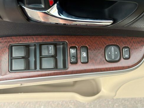Used 2014 Toyota Camry XLE FWD image 15