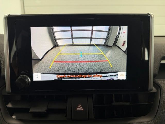 Used 2024 Toyota RAV4 XLE w/ Convenience Package AWD/4WD image 17