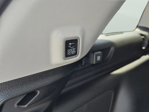 Used 2023 Jeep Grand Cherokee 4WD 4xe w/ Luxury Tech Group II image 13