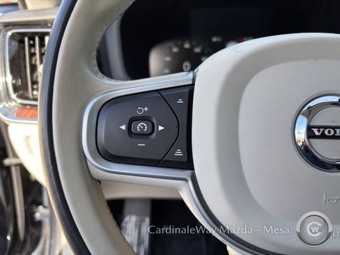 Used 2022 Volvo S60 B5 Momentum w/ Premium Package image 28