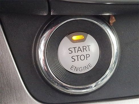 Used 2023 Nissan Murano SV image 25