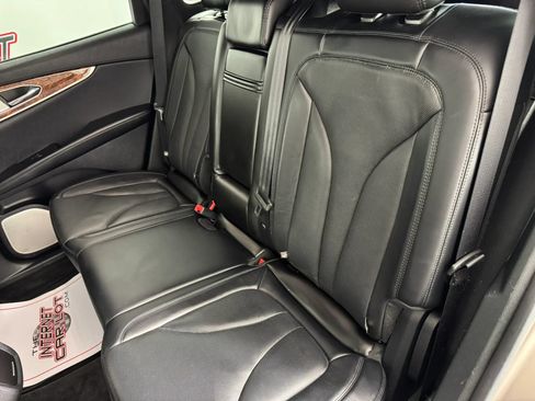 Used 2019 Lincoln Nautilus Reserve w/ Ultimate Package AWD/4WD image 37