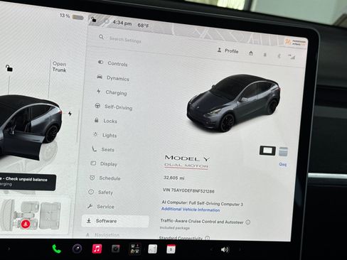 Used 2022 Tesla Model Y Performance AWD/4WD image 22