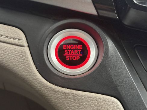 Used 2020 Honda Odyssey EX image 18