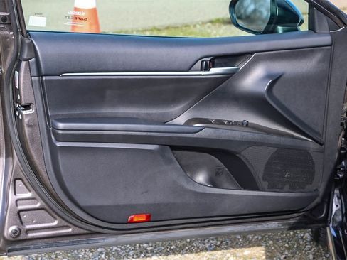 Used 2024 Toyota Camry SE w/ Audio Upgrade Package FWD image 3