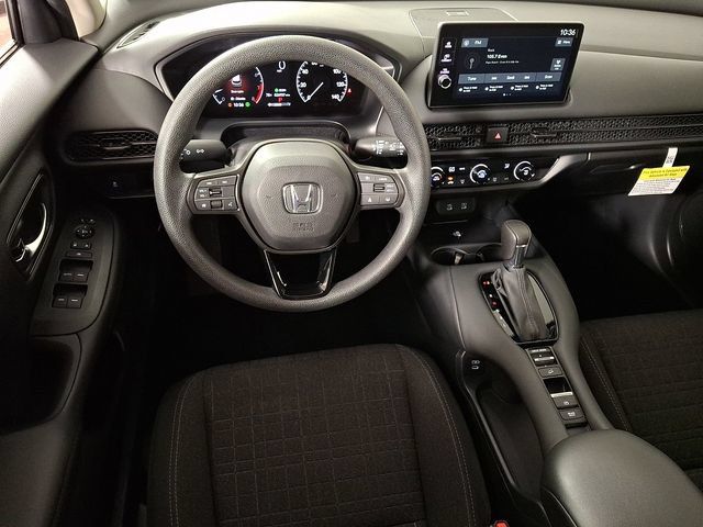 Used 2026 Honda HR-V LX image 2